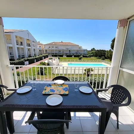 Appartement Les Sables-d'olonne, 2 Pièces, 4 Personnes - Fr-1-92-740 *