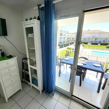 T2 Avec Piscine Et Wi-fi, Proche De Tanchet - Fr-1-92-740