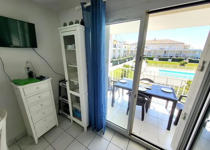 T2 Avec Piscine Et Wi-fi, Proche De Tanchet - Fr-1-92-740